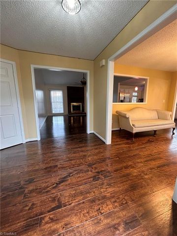 6721 River Hills Drive, Greensboro, NC 27410