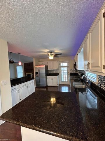 6721 River Hills Drive, Greensboro, NC 27410