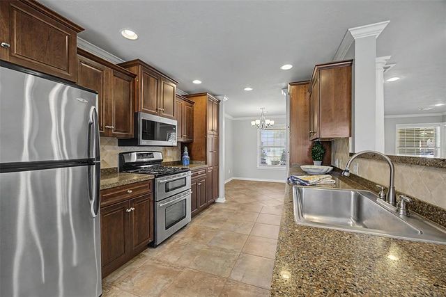 2620 NW 61st Street, Oklahoma City, OK 73112
