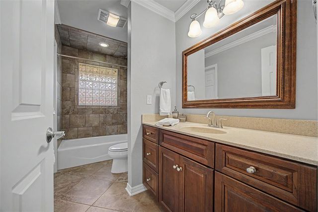 2620 NW 61st Street, Oklahoma City, OK 73112