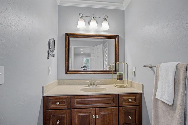 2620 NW 61st Street, Oklahoma City, OK 73112