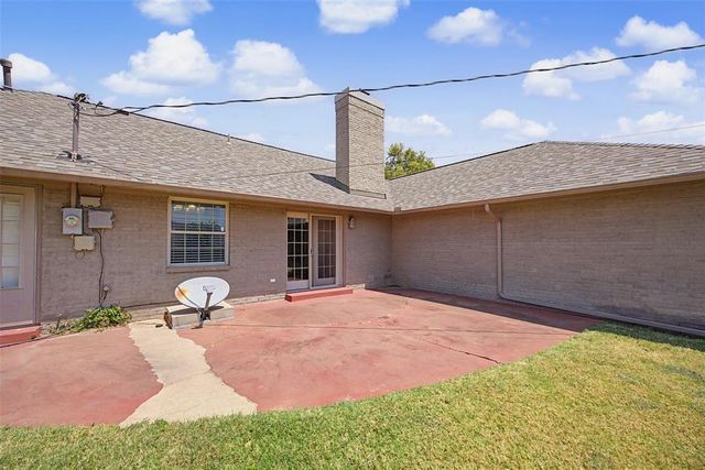 2620 NW 61st Street, Oklahoma City, OK 73112