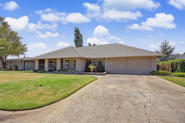 2620 NW 61st Street, Oklahoma City, OK 73112