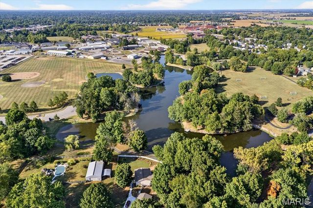 419 N Donk Avenue, Maryville, IL 62062