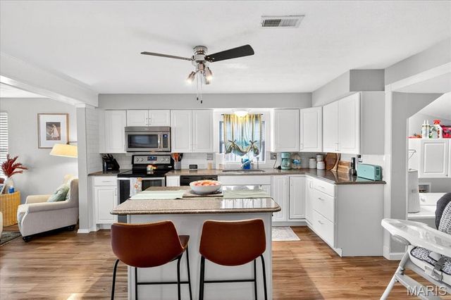 419 N Donk Avenue, Maryville, IL 62062