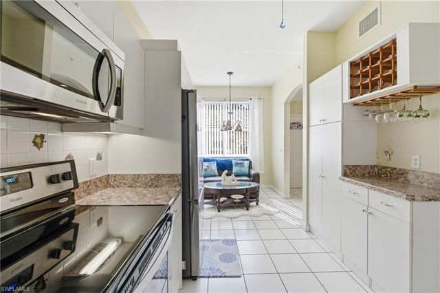 6700 Beach Resort DR 13, Naples, FL 34114