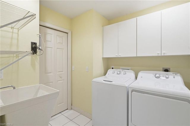 6700 Beach Resort DR 13, Naples, FL 34114