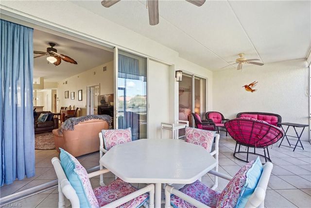 6700 Beach Resort DR 13, Naples, FL 34114
