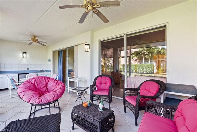 6700 Beach Resort DR 13, Naples, FL 34114