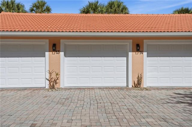 6700 Beach Resort DR 13, Naples, FL 34114