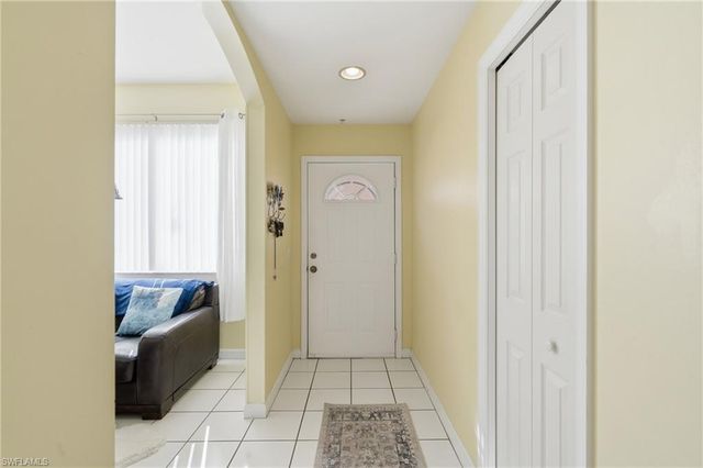 6700 Beach Resort DR 13, Naples, FL 34114