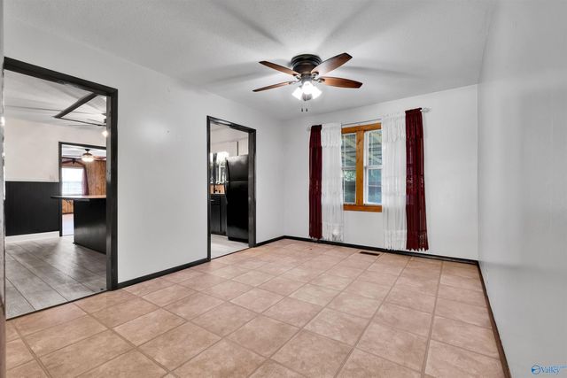 317 Wood Avenue SE, Attalla, AL 35954