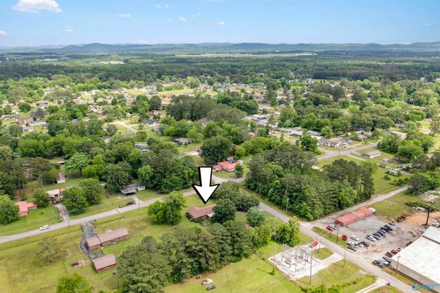 317 Wood Avenue SE, Attalla, AL 35954