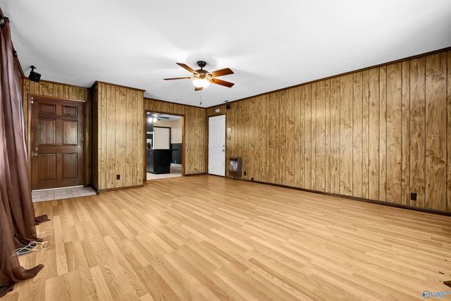 317 Wood Avenue SE, Attalla, AL 35954