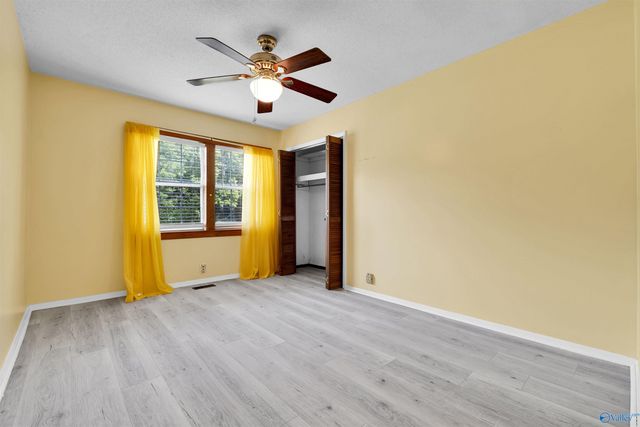 317 Wood Avenue SE, Attalla, AL 35954