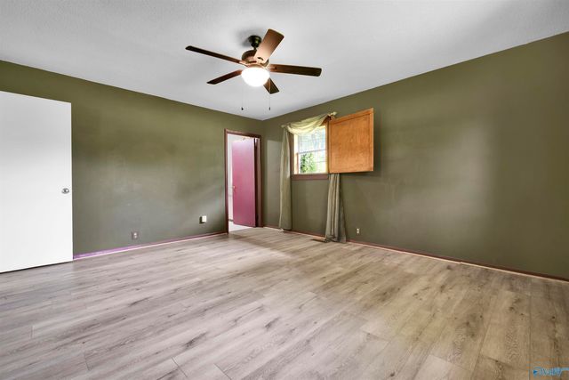 317 Wood Avenue SE, Attalla, AL 35954