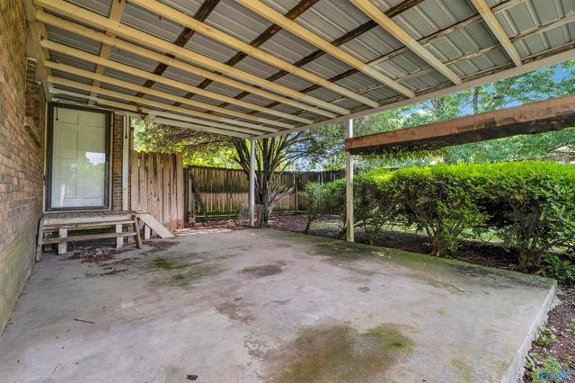 317 Wood Avenue SE, Attalla, AL 35954