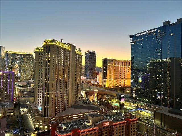 135 East Harmon Avenue 1401, Las Vegas, NV 89109