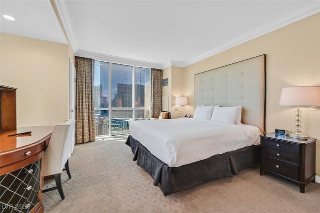 135 East Harmon Avenue 1401, Las Vegas, NV 89109