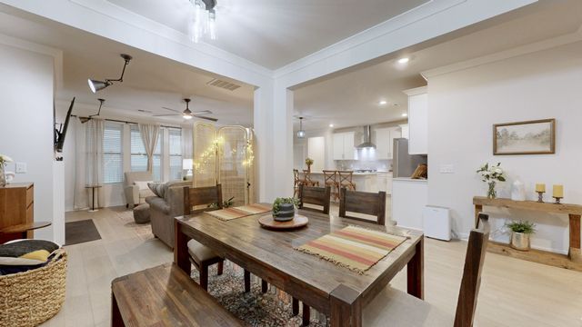 2669 Augusta Trace Dr, Columbia, TN 38401