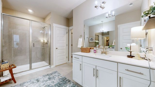 2669 Augusta Trace Dr, Columbia, TN 38401