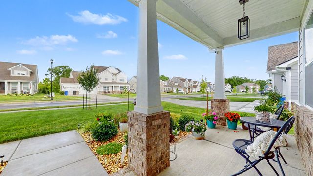 2669 Augusta Trace Dr, Columbia, TN 38401