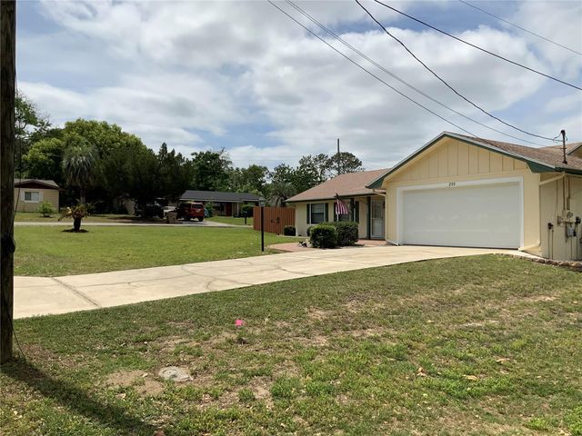 200 BRYAN STREET, Eustis, FL 32726