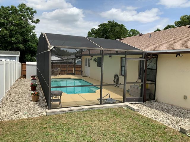 200 BRYAN STREET, Eustis, FL 32726