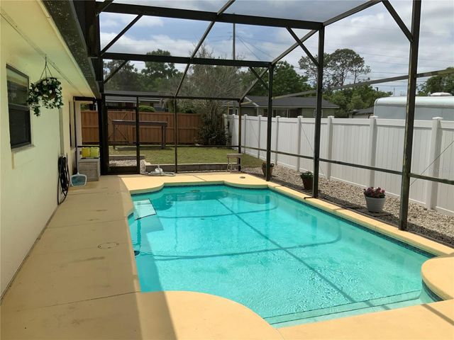 200 BRYAN STREET, Eustis, FL 32726