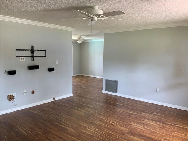 200 BRYAN STREET, Eustis, FL 32726