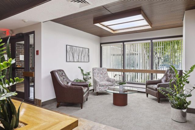 2265 Youngman Avenue 403E, Saint Paul, MN 55116