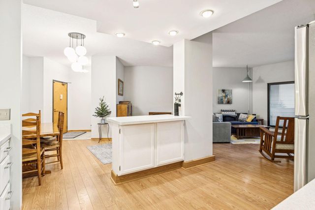 2265 Youngman Avenue 403E, Saint Paul, MN 55116