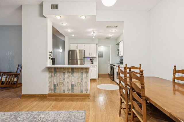 2265 Youngman Avenue 403E, Saint Paul, MN 55116