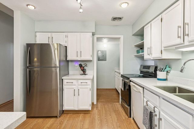 2265 Youngman Avenue 403E, Saint Paul, MN 55116