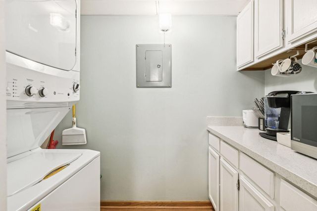 2265 Youngman Avenue 403E, Saint Paul, MN 55116