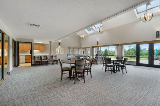 2265 Youngman Avenue 403E, Saint Paul, MN 55116