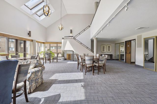 2265 Youngman Avenue 403E, Saint Paul, MN 55116