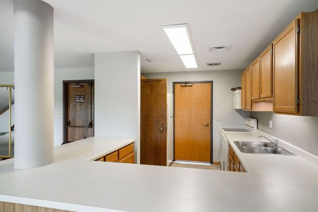 2265 Youngman Avenue 403E, Saint Paul, MN 55116