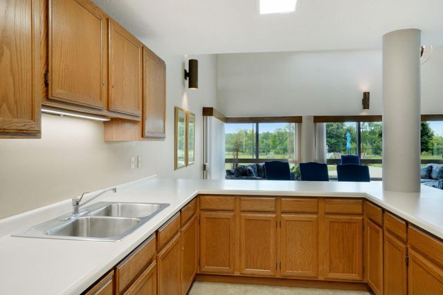 2265 Youngman Avenue 403E, Saint Paul, MN 55116