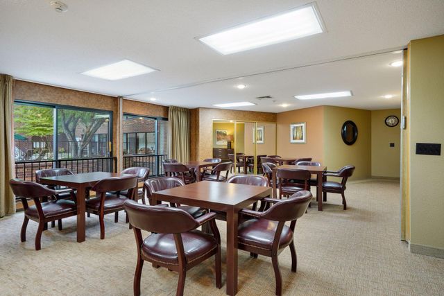 2265 Youngman Avenue 403E, Saint Paul, MN 55116