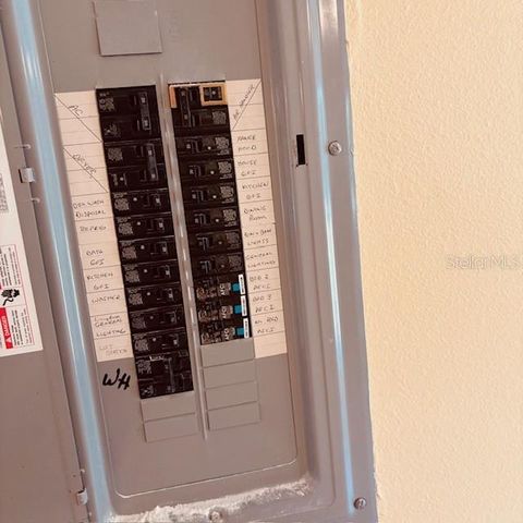 925 N REMBRANDT WAY 104, Inverness, FL 34453