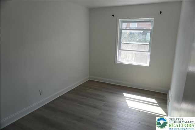 2306 3rd, Wilson Boro, PA 18042
