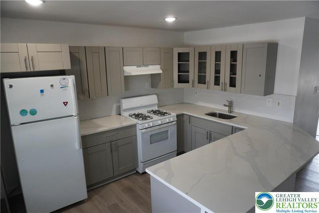 2306 3rd, Wilson Boro, PA 18042