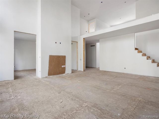 1051 E Avon Road, Rochester Hills, MI 48307