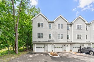 35 Fredonian St K, Shirley, MA 01464