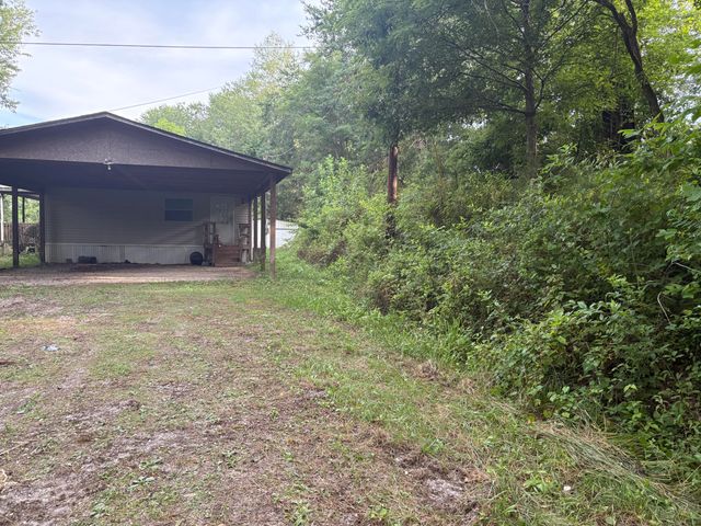 650 Ky 3085, Flat Lick, KY 40935