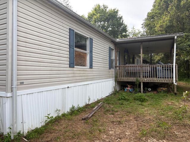 650 Ky 3085, Flat Lick, KY 40935