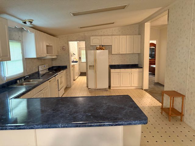 650 Ky 3085, Flat Lick, KY 40935