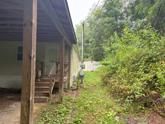 650 Ky 3085, Flat Lick, KY 40935