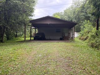 650 Ky 3085, Flat Lick, KY 40935